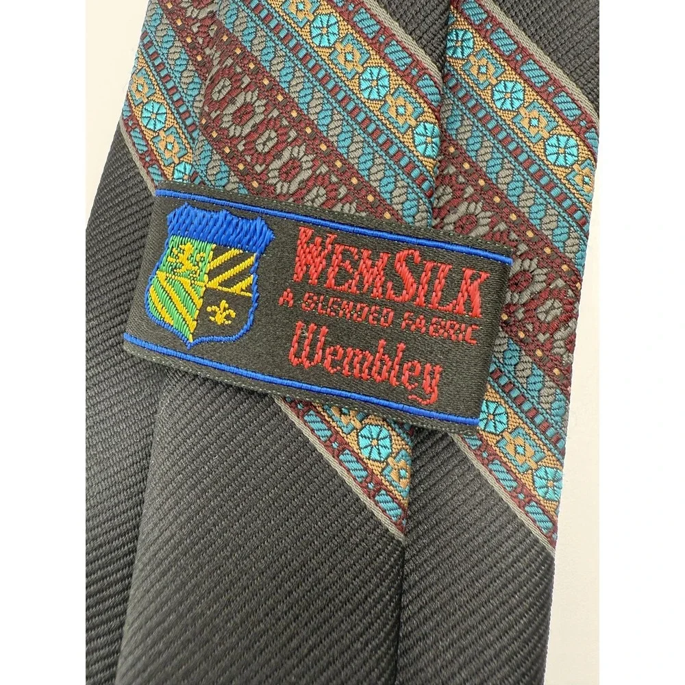 Vintage Wembley Tie Mens Classic Black‎ Blue Red Medallion Geometric WemSilk 90s